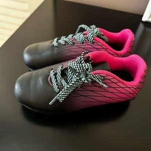 DSG Soccer Cleats size 9